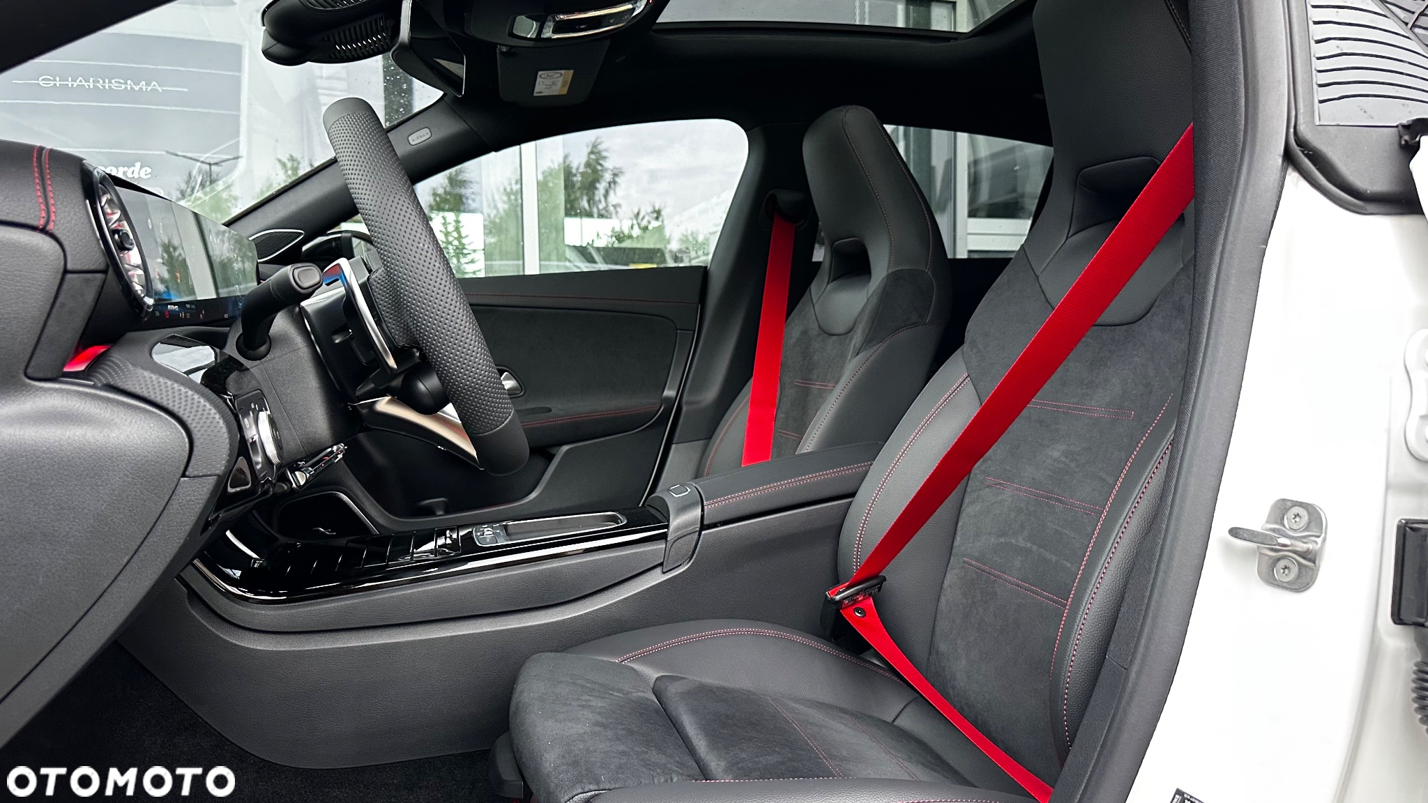 Mercedes-Benz CLA AMG 35 4-Matic 7G-DCT - 34