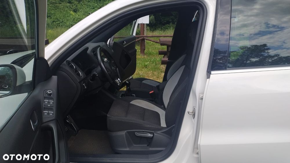 Volkswagen Tiguan 2.0 TDI Perfectline R-Style - 10