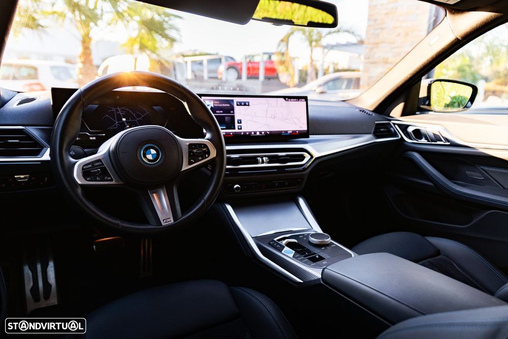 BMW i4 eDrive40 Desportiva M - 10