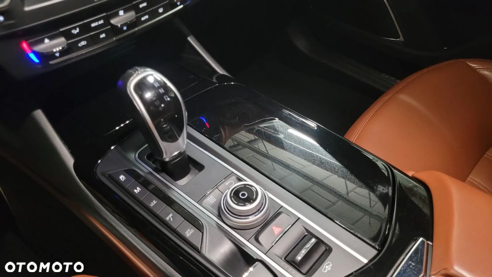 Maserati Levante S Granlusso - 23
