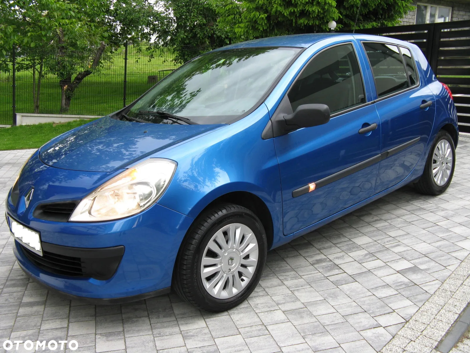 Peugeot 207 1.4 16V Trendy - 3