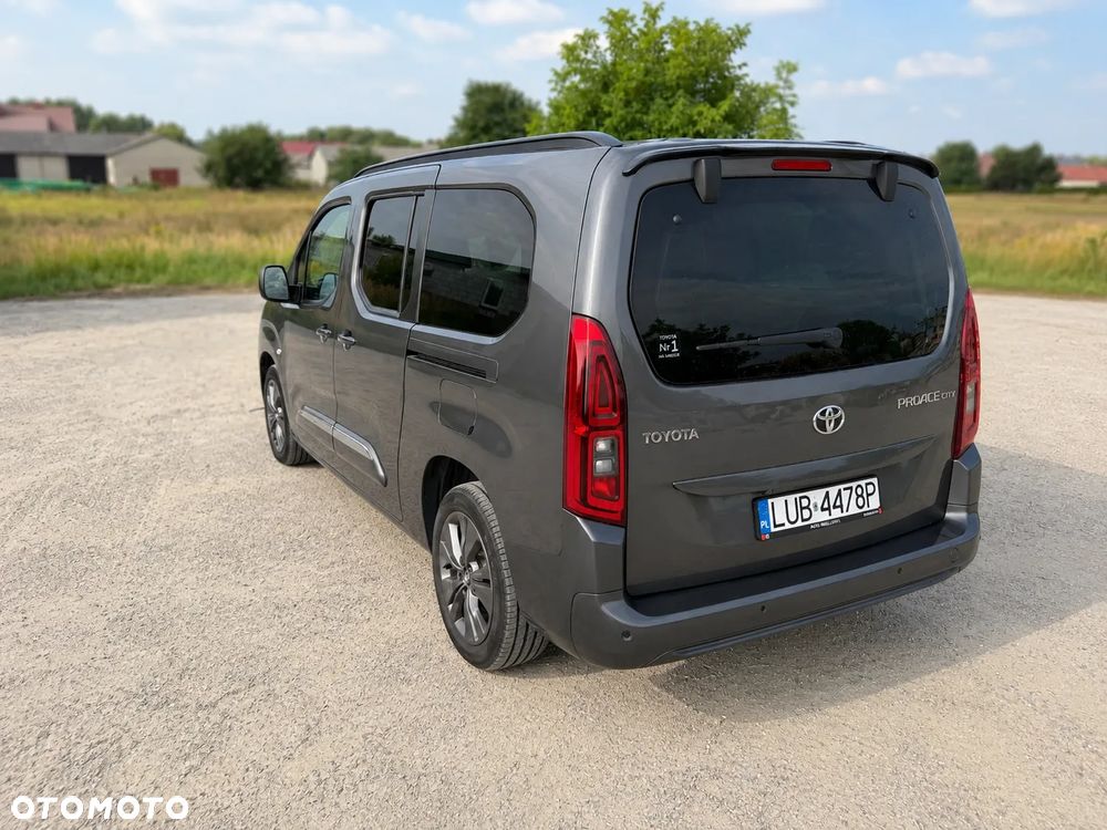 Toyota Proace City Verso Long 1.5 D-4D Family - 8