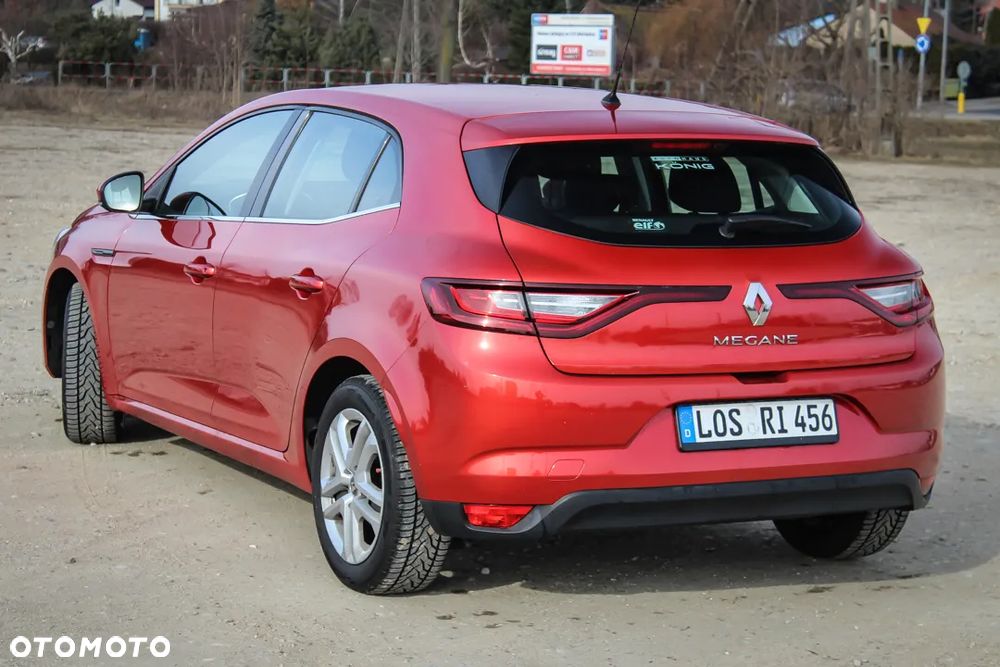 Renault Megane 1.2 Energy TCe Life - 10