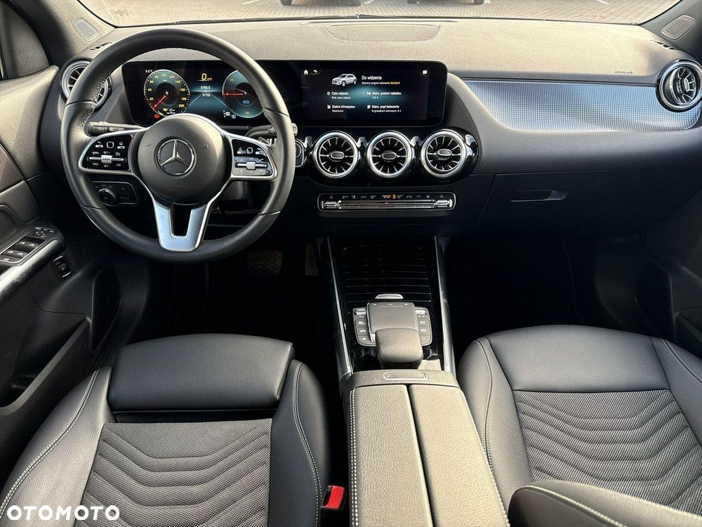 Mercedes-Benz EQA - 23