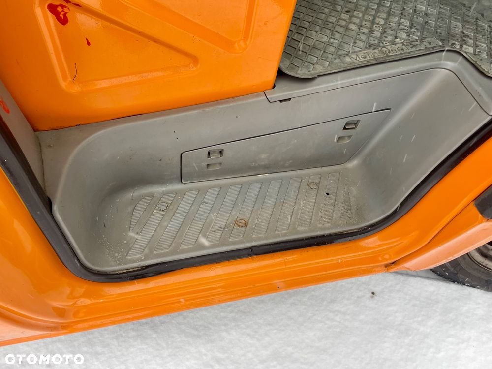 Mercedes-Benz Sprinter - 19