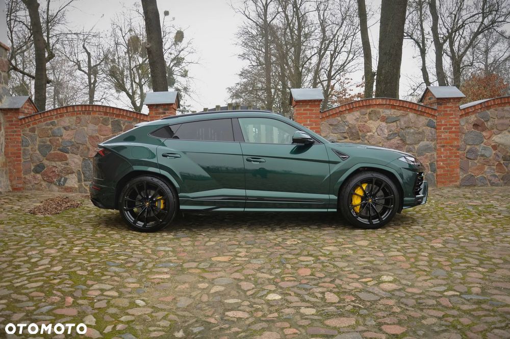 Lamborghini Urus Standard - 15