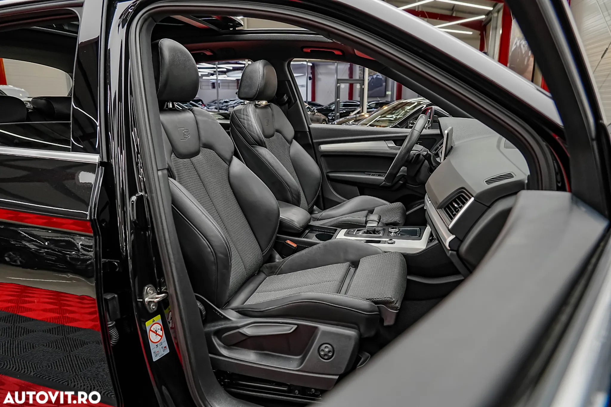 Audi Q5 2.0 TDI Quattro S tronic Design - 6
