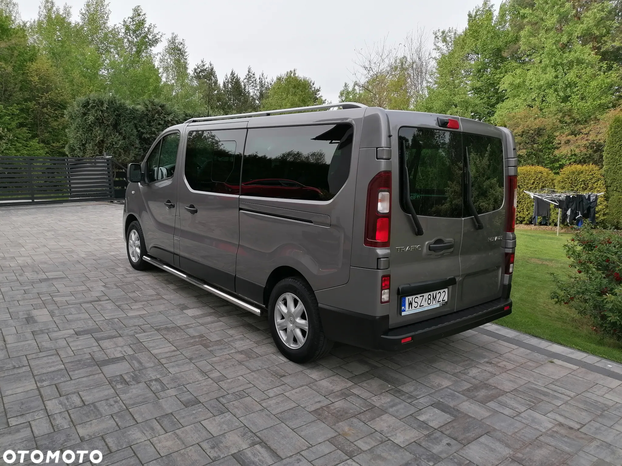 Renault Trafic Grand SpaceClass 2.0 dCi - 3