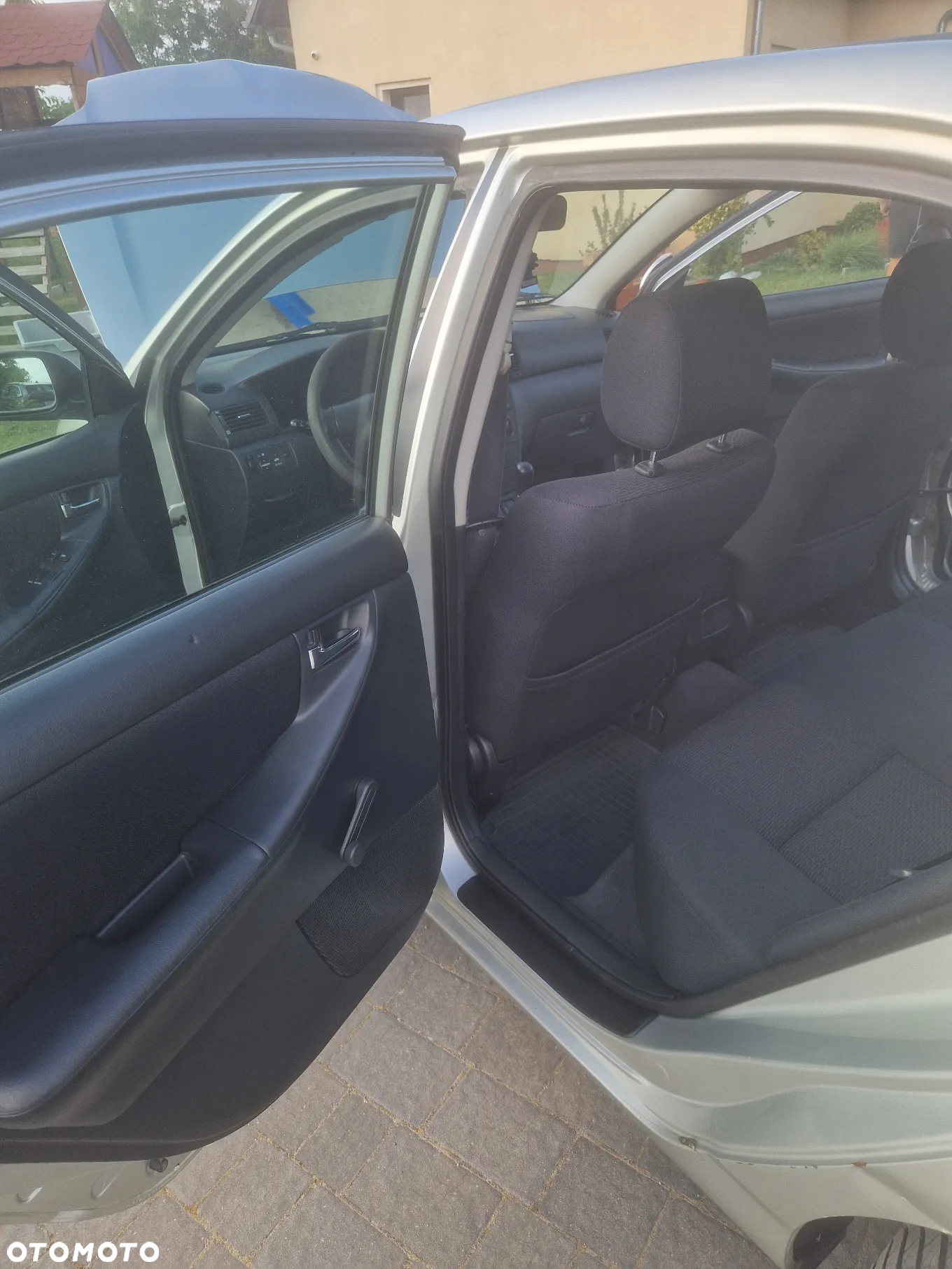 Toyota Corolla - 17
