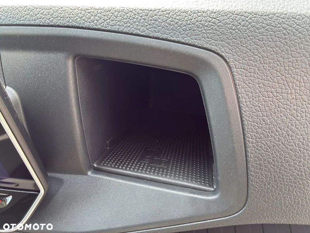 Volkswagen Crafter 35 Furgon LONG/L5H3, 2.0 BiTDI 177KM, Wysoki dach, r. o. 4490mm - 35