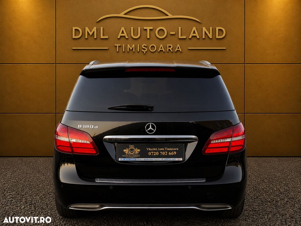 Mercedes-Benz B 180 d 7G-DCT - 9