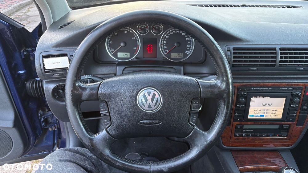 Volkswagen Passat 1.9 TDI Exclusive - 22