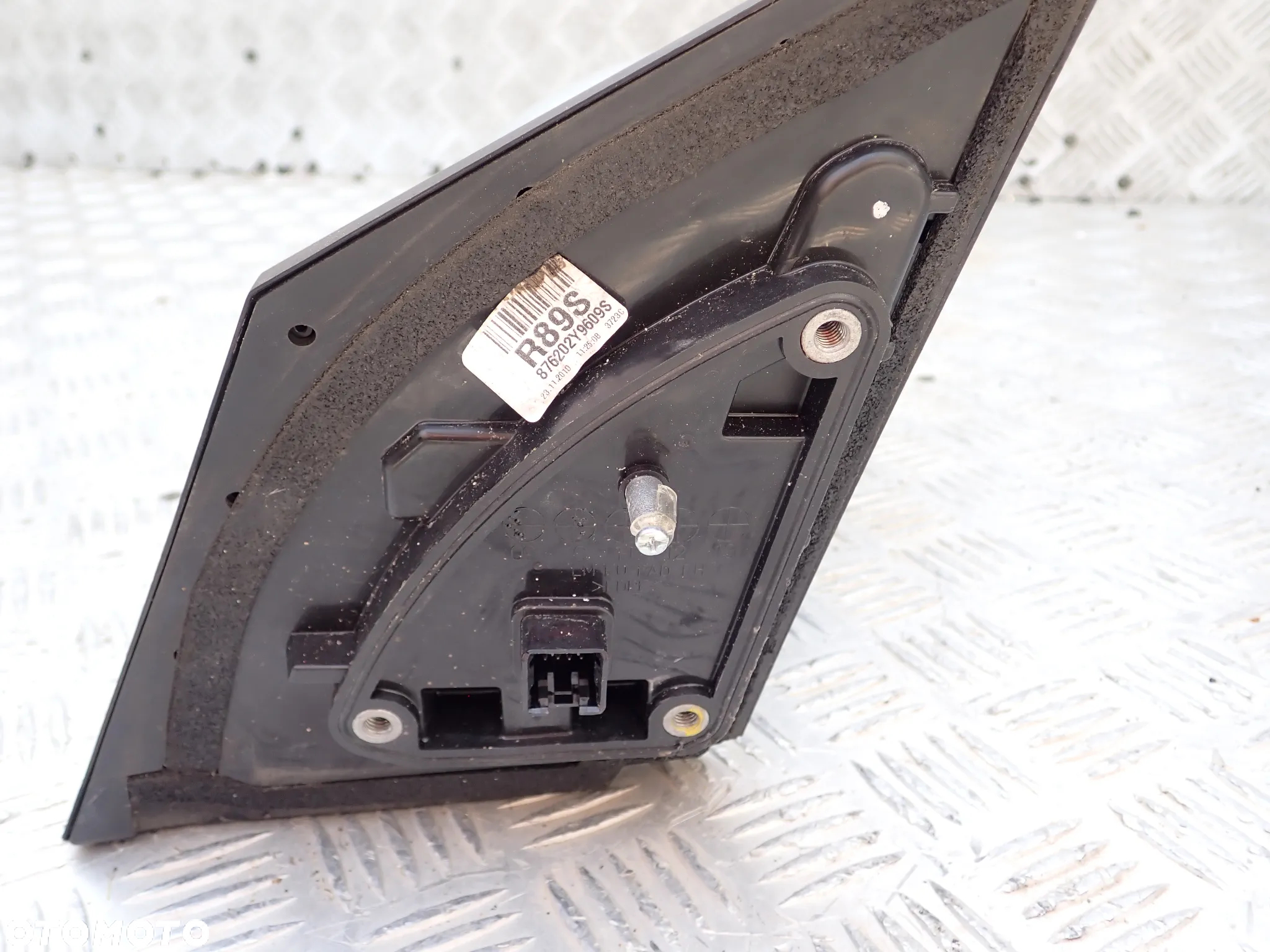 LUSTERKO PRAWY PRZÓD HYUNDAI IX35 6 PIN  250 ZŁ - 2