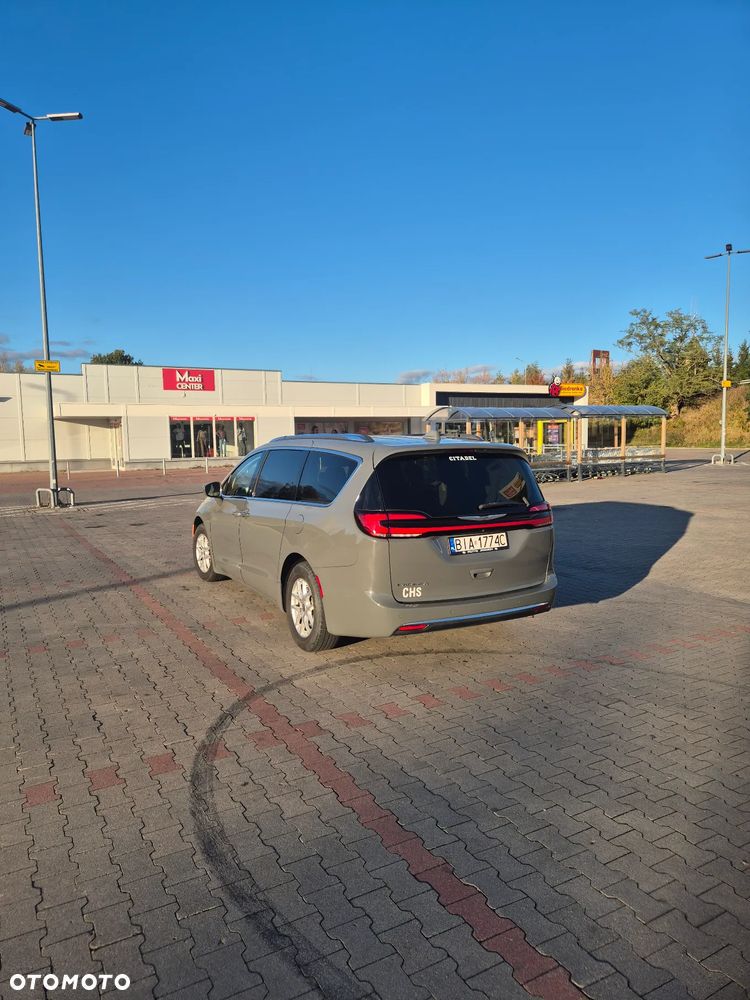 Chrysler Pacifica - 3
