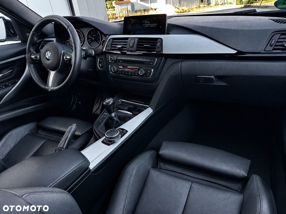 BMW Seria 3 320d M Sport EU6 - 13