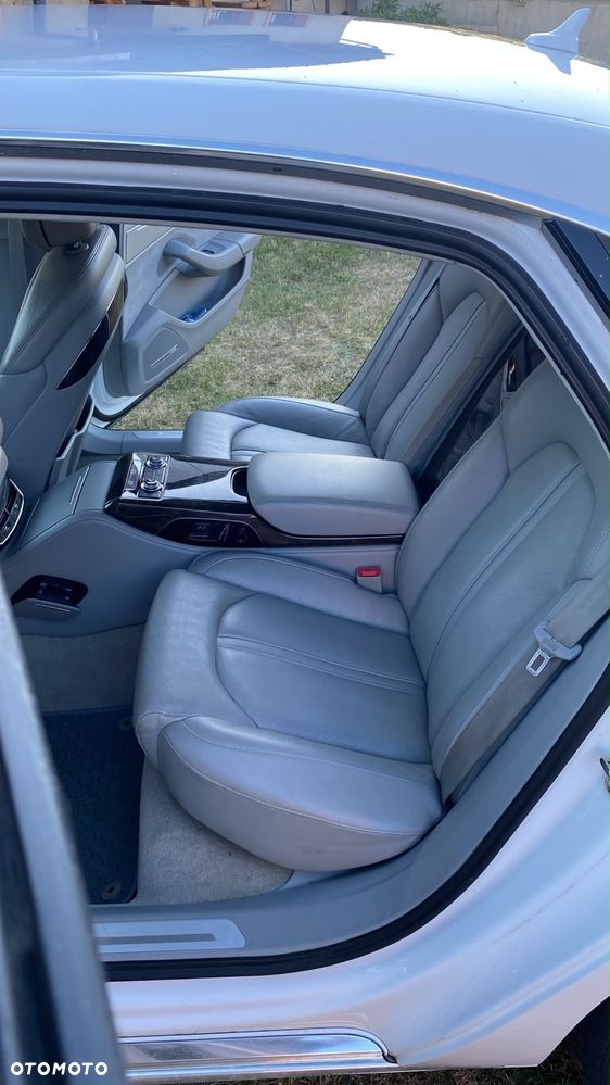 Audi A8 4.2 FSI L Quattro - 34