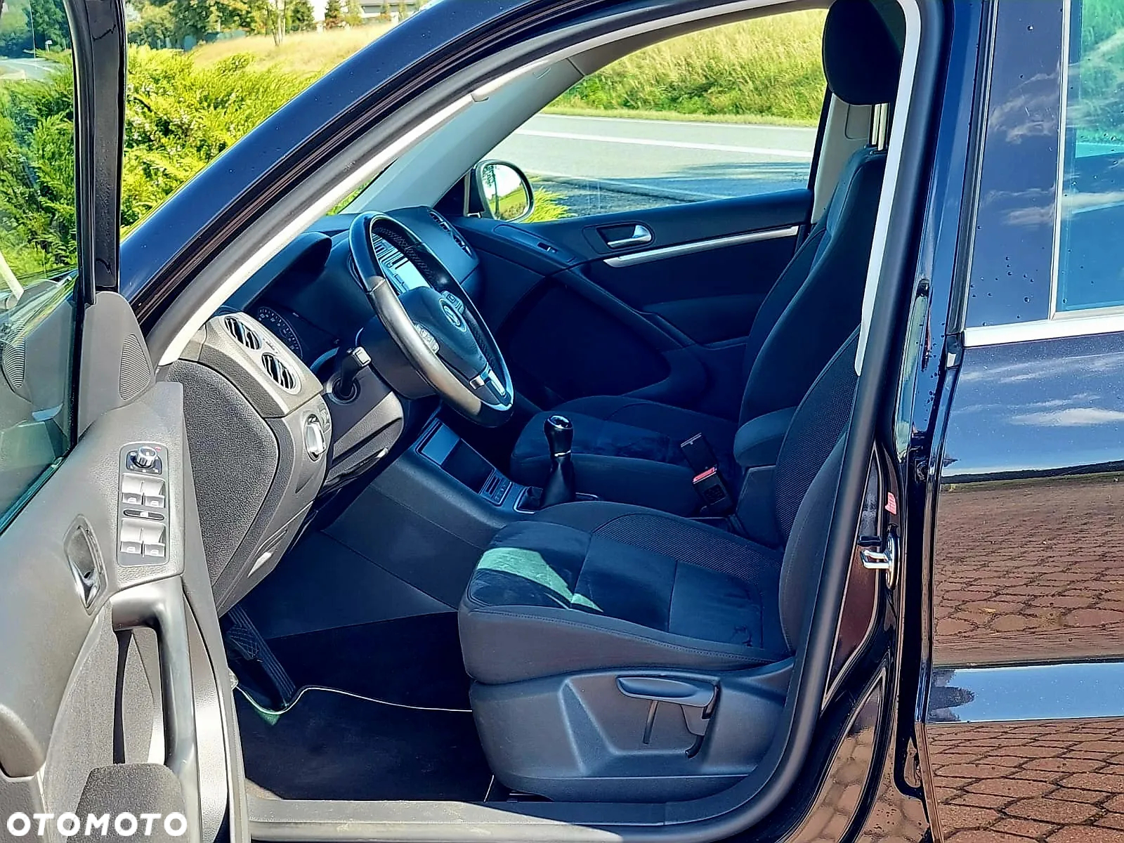Volkswagen Tiguan 1.4 TSI Sport&Style - 8