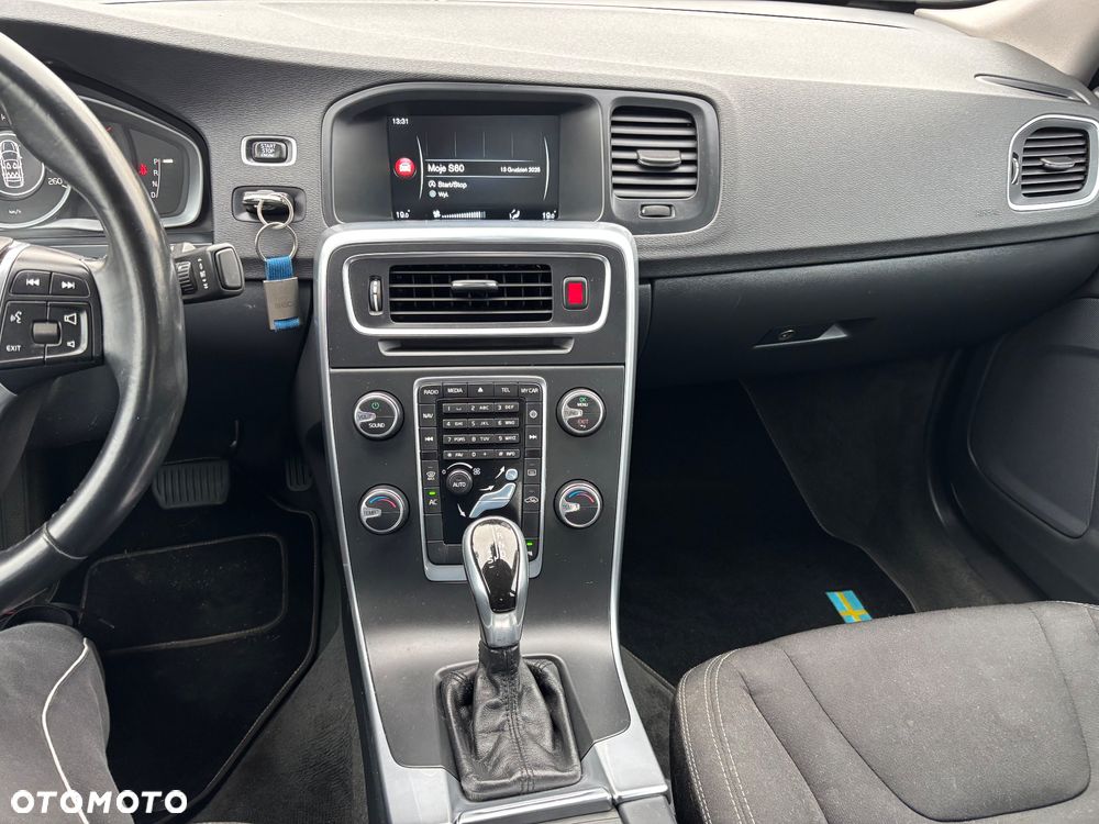 Volvo S60 D3 Geartronic Kinetic - 22