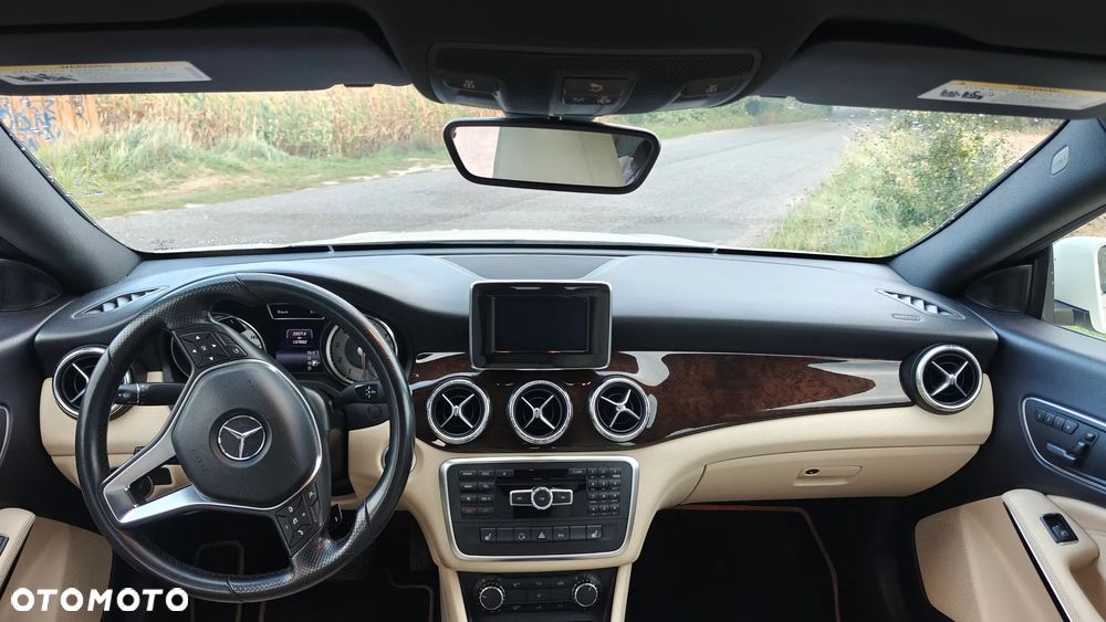 Mercedes-Benz CLA 250 4-Matic Sport - 13