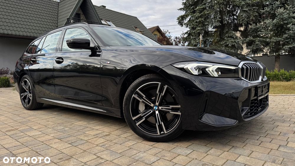 BMW Seria 3 330i xDrive M Sport - 13