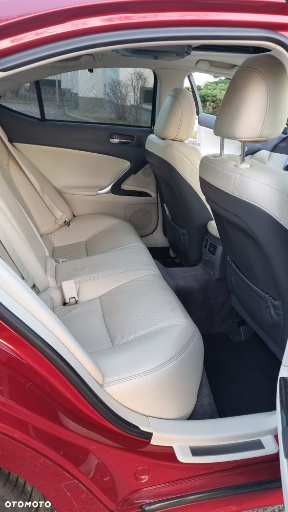 Lexus IS 250 Prestige - 13