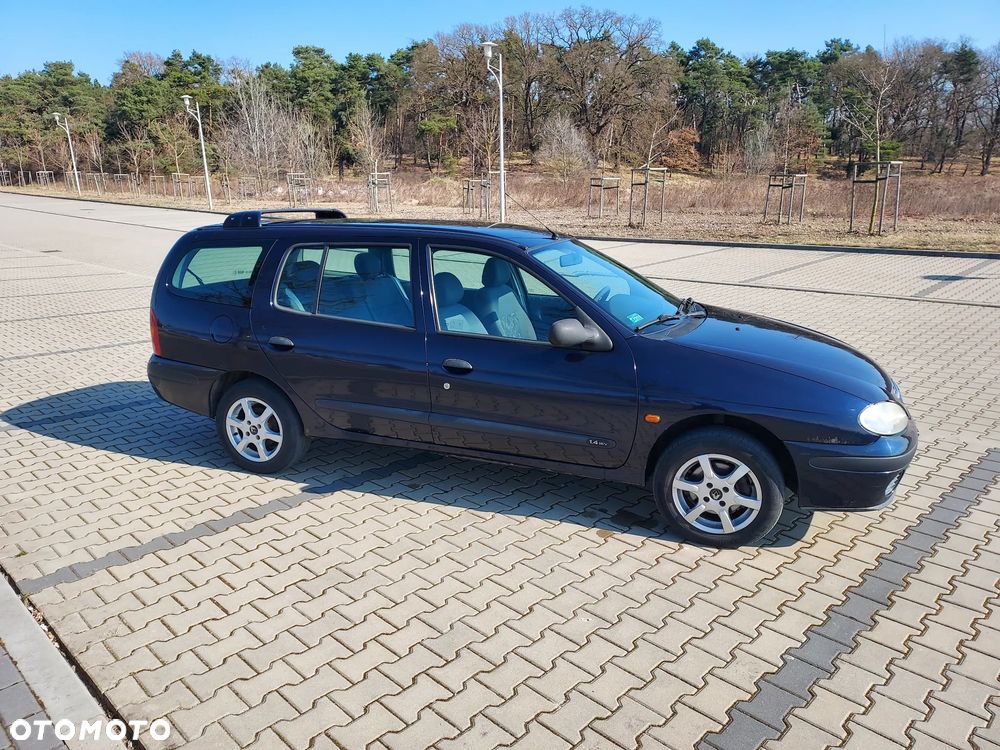 Renault Megane 1.4 RN 16V (klm) - 11
