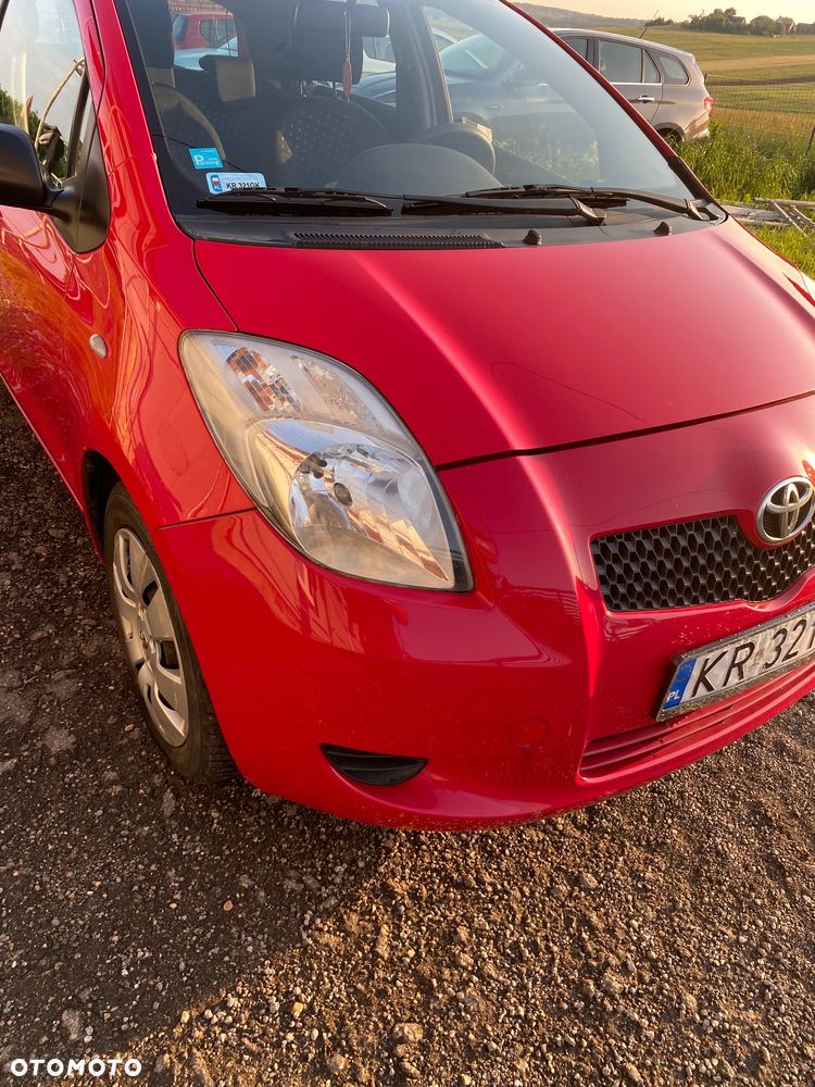 Toyota Yaris - 7