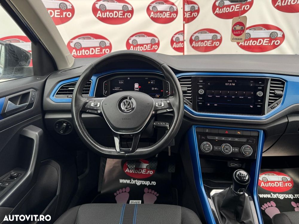 Volkswagen T-Roc - 10