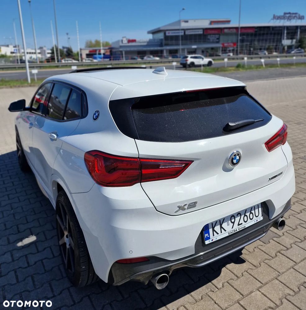 BMW X2 xDrive20i Advantage Plus - 10
