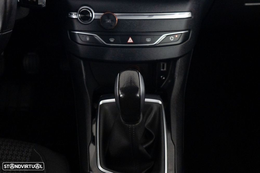 Peugeot 308 SW 1.6 BlueHDi Style - 23