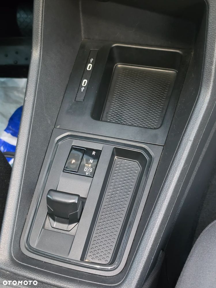 Volkswagen Caddy 2.0 TDI DSG - 25