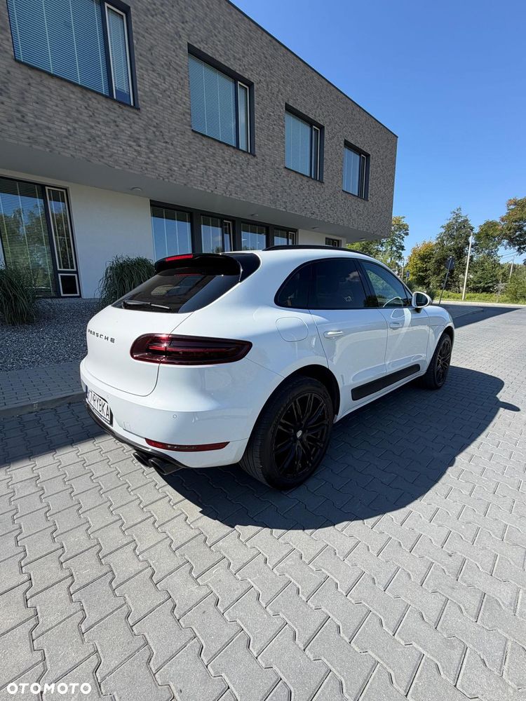 Porsche Macan Standard - 18