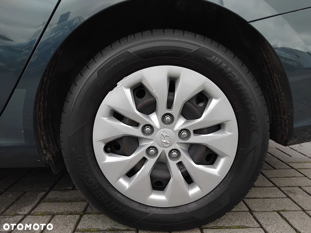 Hyundai i30 1.5 DPI Classic + - 24