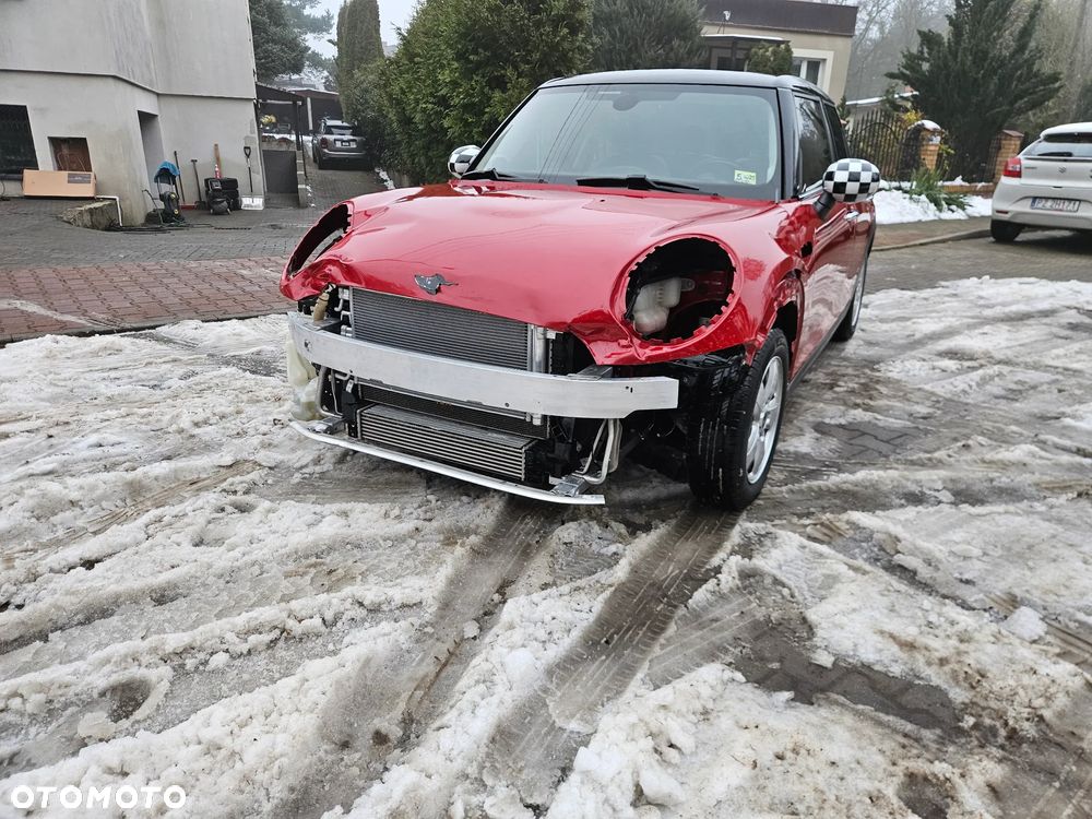 MINI Cooper Seven Chili - 5