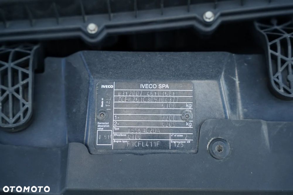 Iveco / DAILY / LINE /SPROWADZONY / KLIMA / - 31