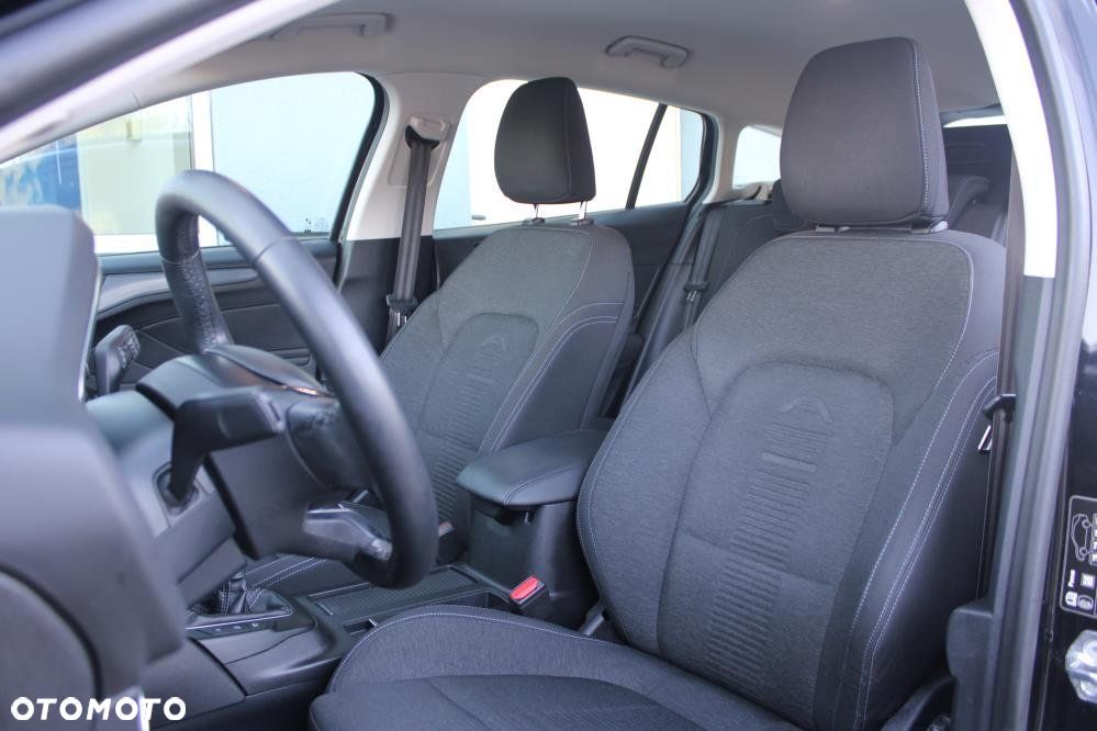 Ford Focus - 10