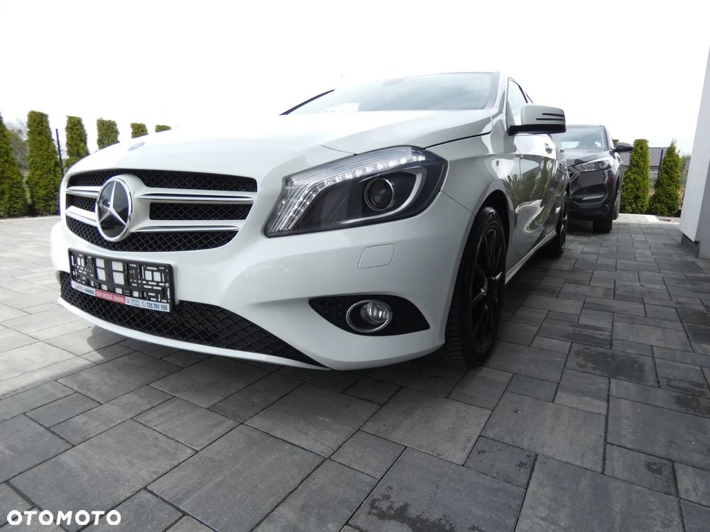 Mercedes-Benz Klasa A 180 (BlueEFFICIENCY) - 2