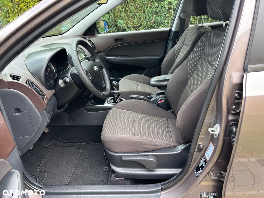 Hyundai i30 1.4 Edition Plus - 26