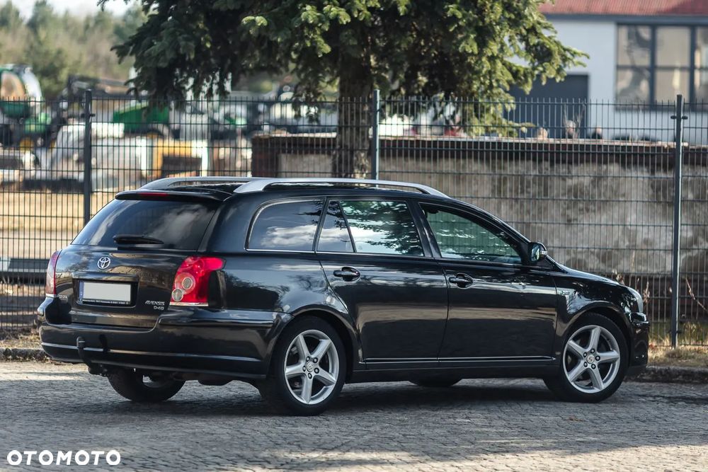 Toyota Avensis 2.2 D-4D Prestige - 13
