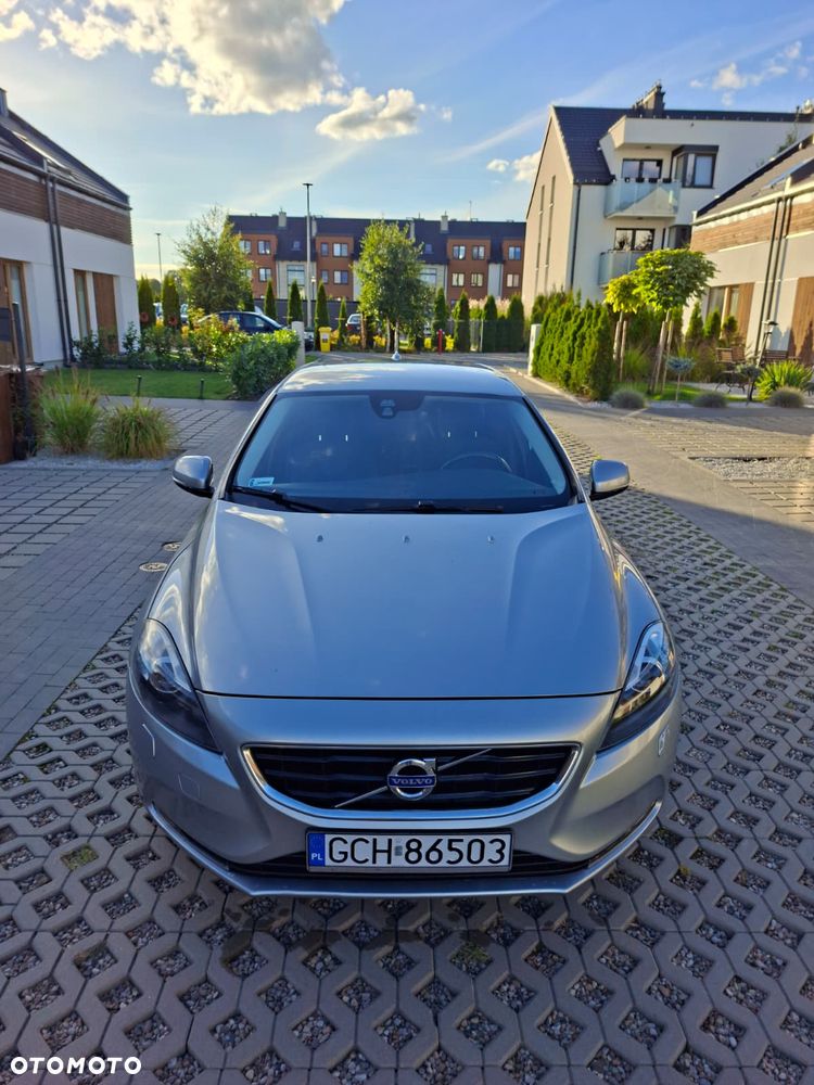 Volvo V40 D4 Drive-E Momentum - 4