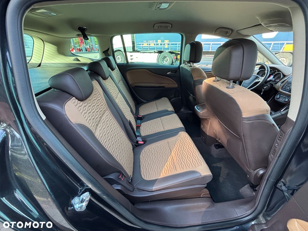 Opel Zafira - 32