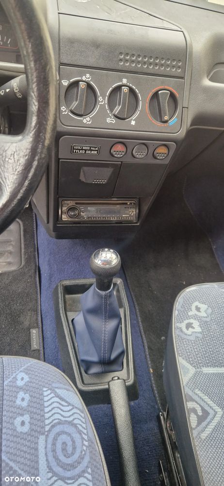 Peugeot 205 - 14
