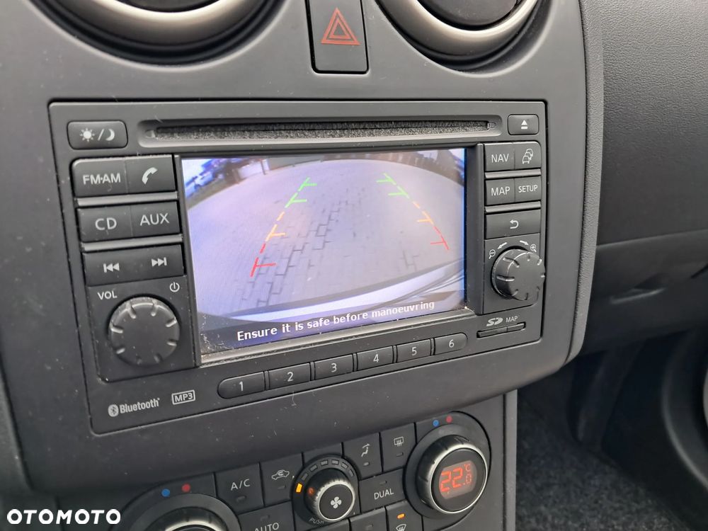 Nissan Qashqai 1.6 dCi DPF tekna - 16