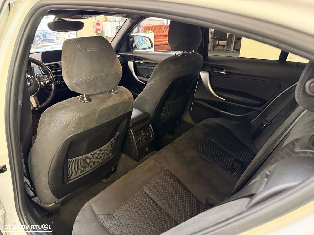 BMW 116 d Pack M - 29