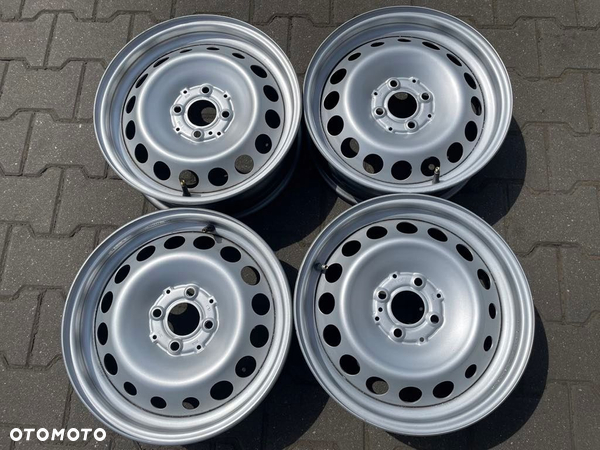 Twingo III Smart Forfour Felgi Stalowe 15"