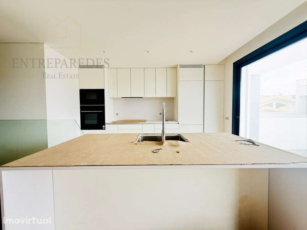 Moradia T3 +1 com piscina para comprar na Madalena - Vila Nova de G... - Grande imagem: 2/24