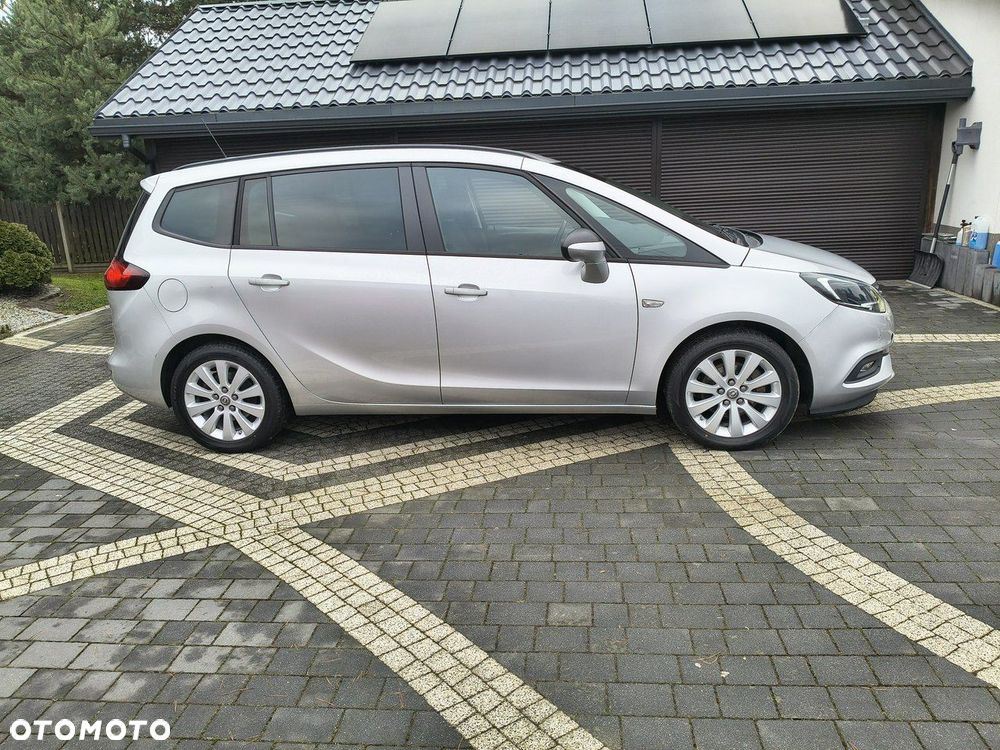 Opel Zafira - 4