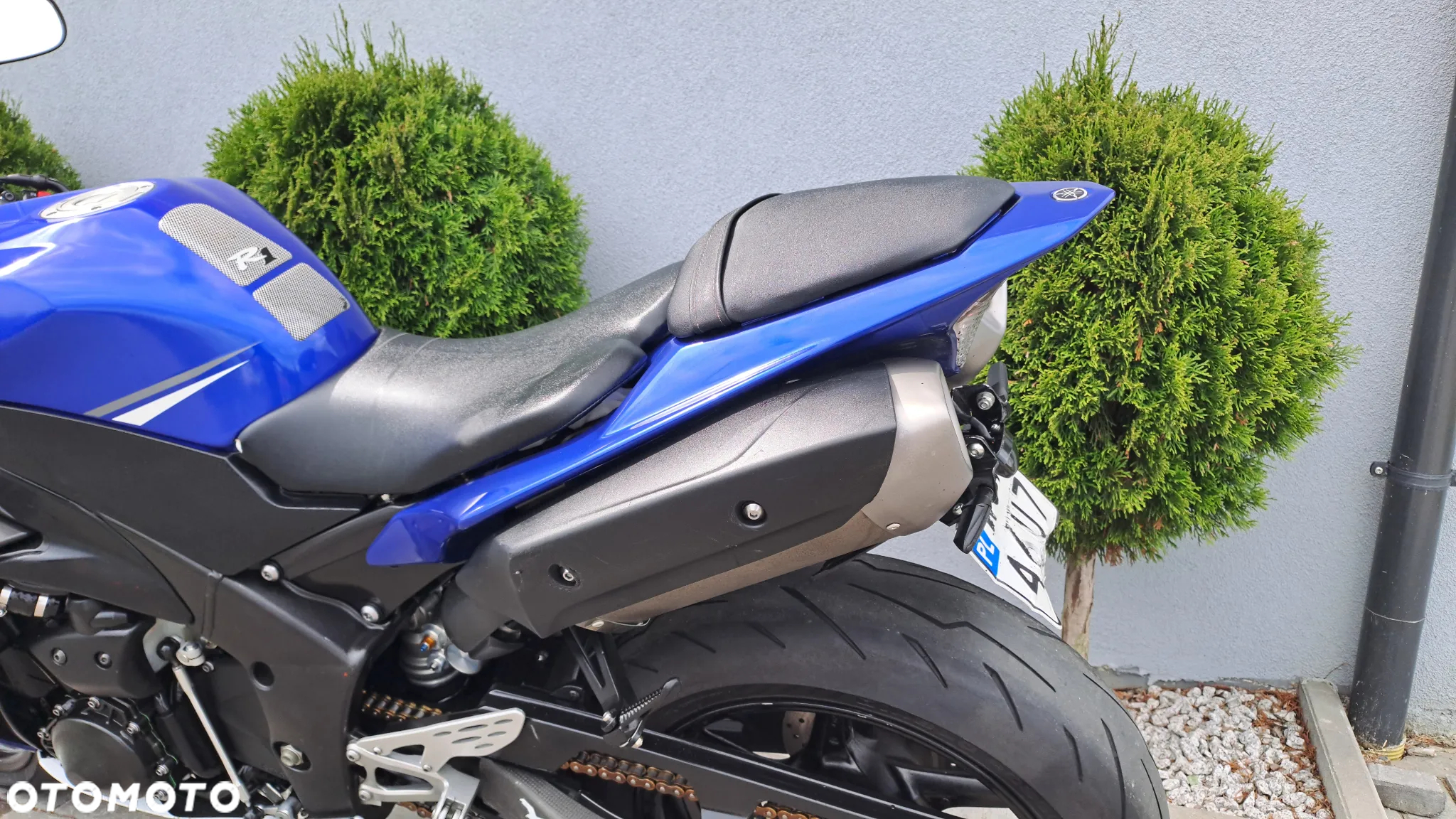 Yamaha R1 - 27