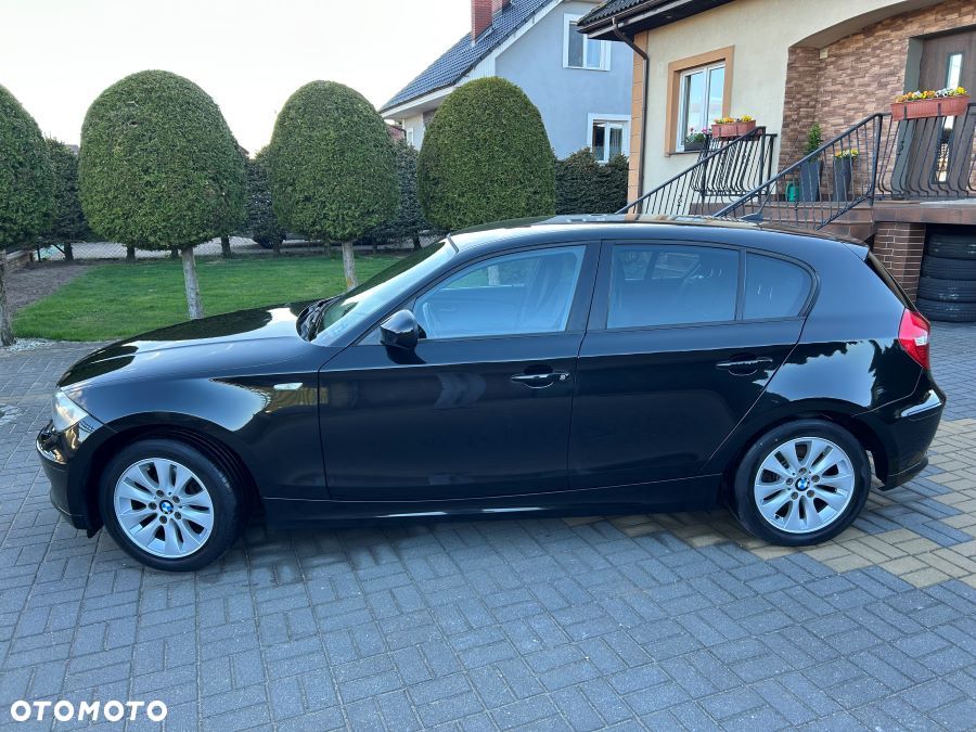 BMW Seria 1 118d Sport Line - 3