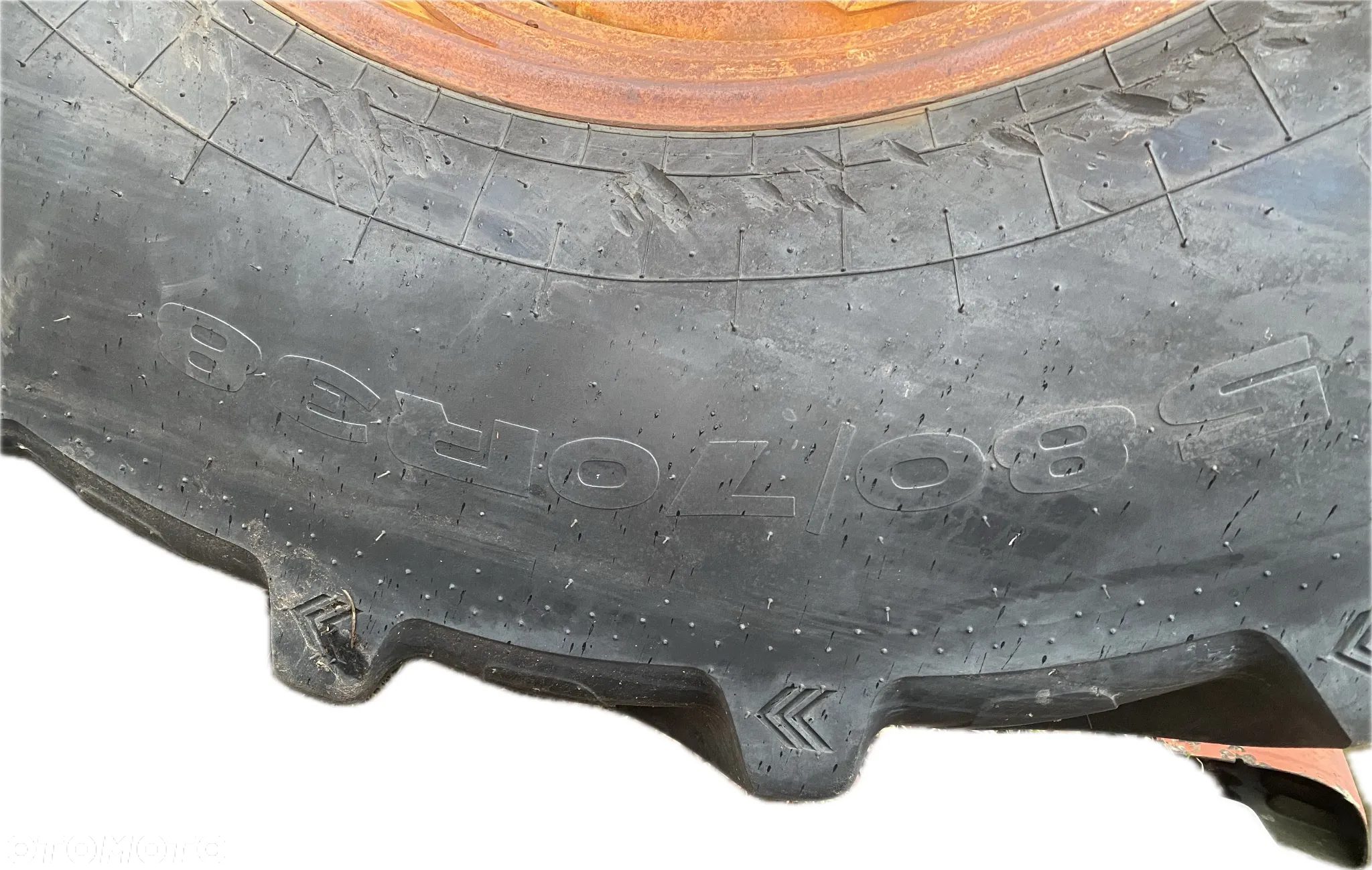 KOMPLET OPON ALLIANCE FARMAL PRO RADIAL 70 480/70R28 PRZÓD TYŁ ROZMIAR 580/70R38 STAN PRAWIE JAK NOWE BIEŻNIK 99% TYŁ 98% PRZÓD - 2